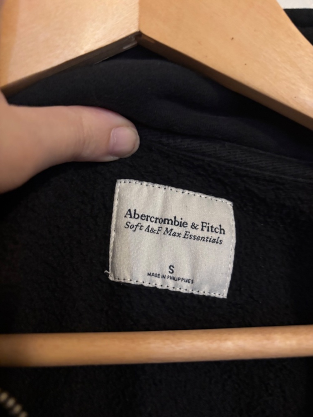 Abercrombie Quarter Zip Black Sweater S - Picture 3 of 3